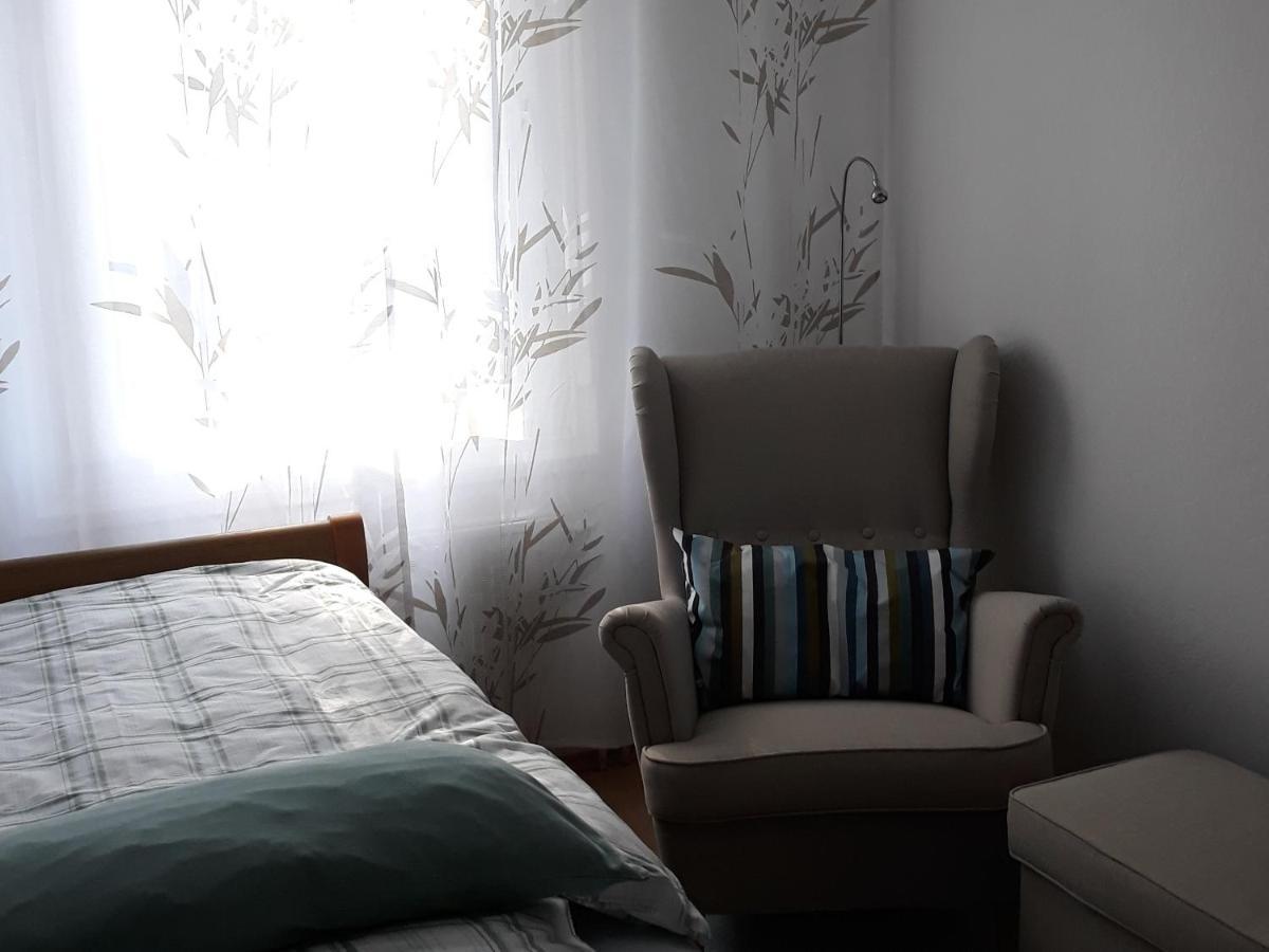 Am Klinikum Apartment Solingen Bagian luar foto