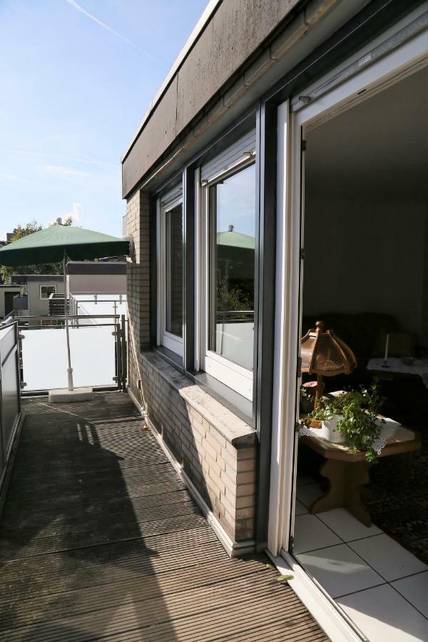 Am Klinikum Apartment Solingen Bagian luar foto